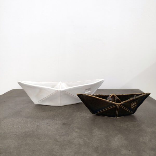 White Boat - Pensa + - Image 3